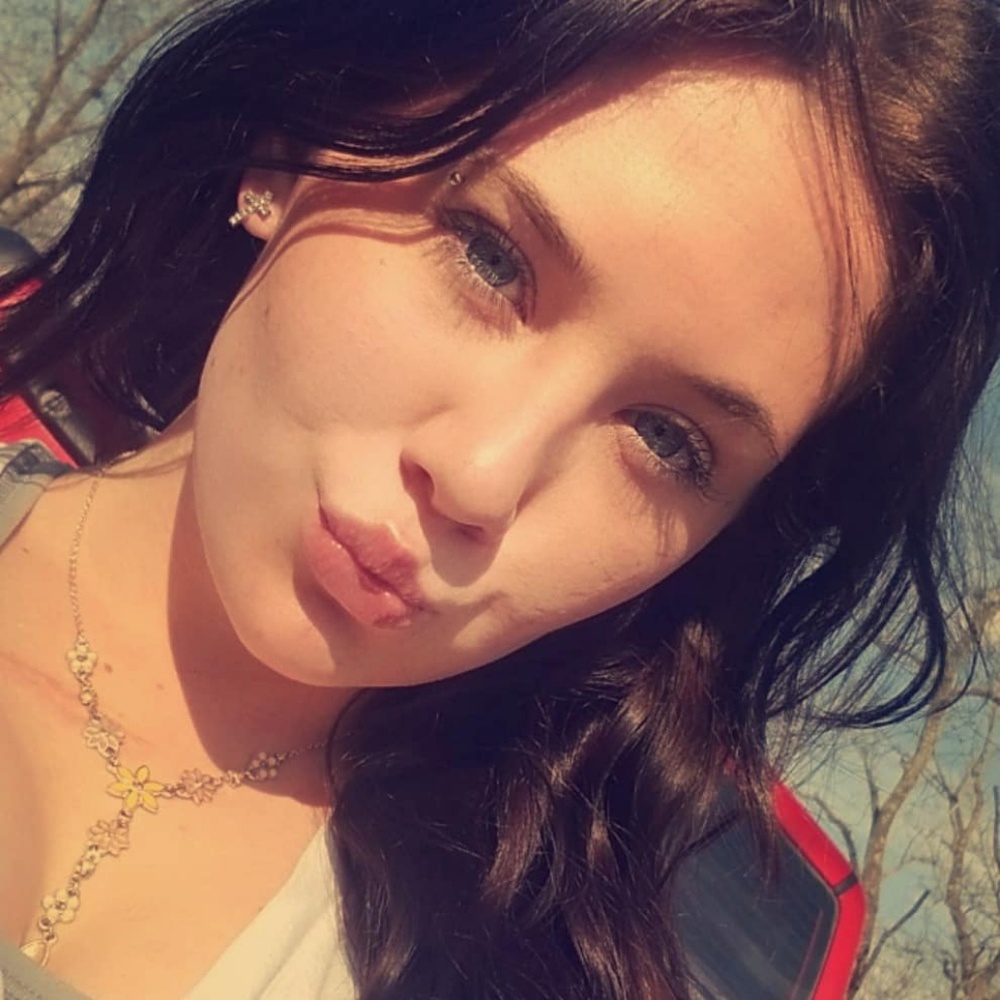 Meet your Posher, Kendra